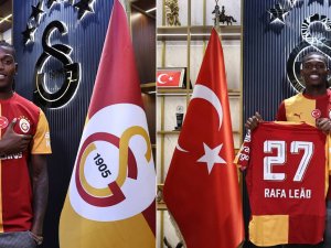 Galatasaray Leao ile 4 yıllık sözleşme imzaladı