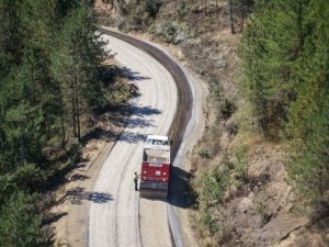 Büyükşehir, 3 ilçede 50 kilometrelik yolu yeniledi
