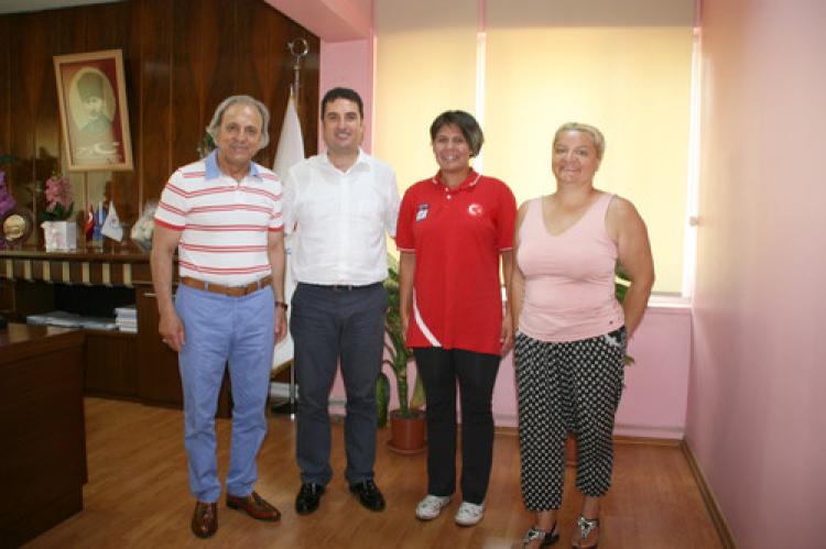 Kadınlar spordaki başarılarıyla gençlere model oluyor