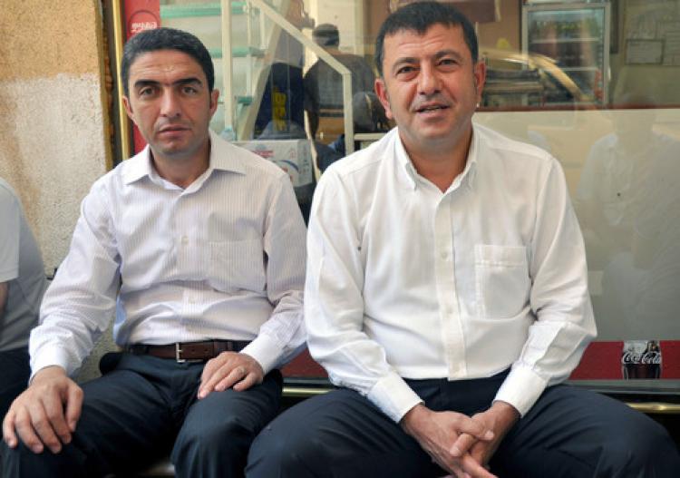 Ağbaba: Karaca ve Baransu'nun tutukluluğu yargıda siyasallaşmanın bariz örneği