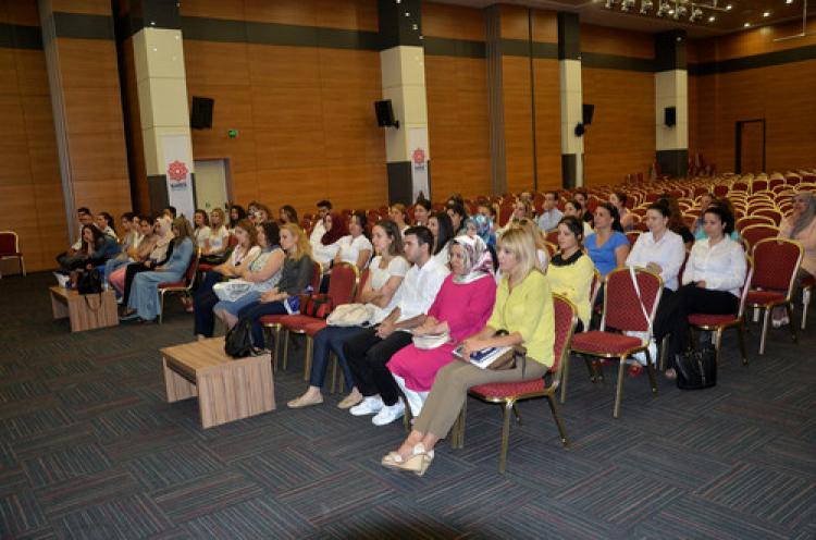Balıkesir Büyükşehir Beyaz Masa personeline iletişim eğitimi