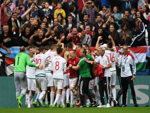 Avusturya: 0 - Macaristan: 2