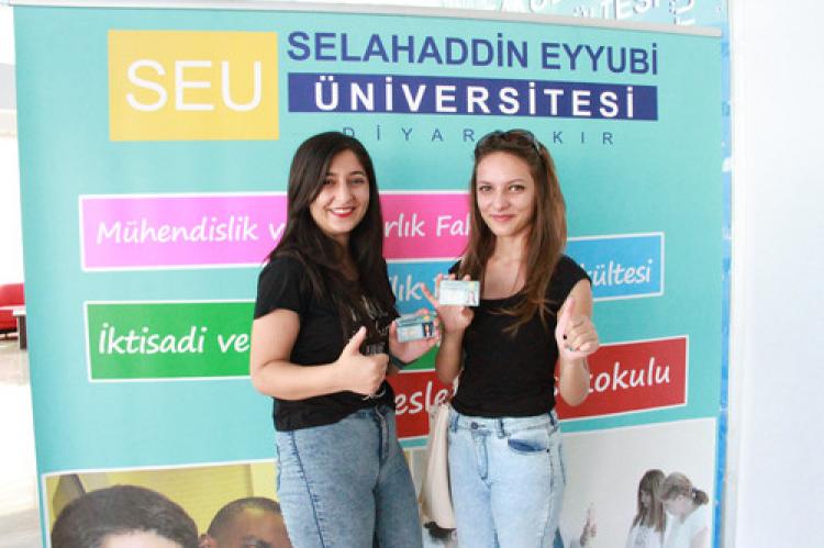 Sınava birlikte hazırlandılar, aynı üniversiteyi kazandılar