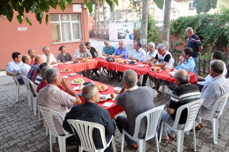 Milletvekili Tümer, Akkapılılarla bir araya geldi