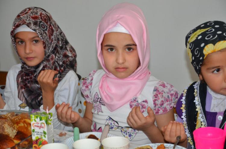Müftü Öztürk, yaz Kur'an kursu öğrencileriyle kahvaltıda buluştu