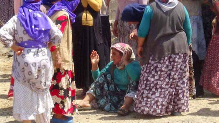 Siverek'te trafik kazasında bir çocuk öldü, halk yolu kapattı