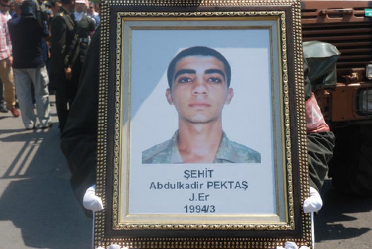 Şehit annesi ağlattı