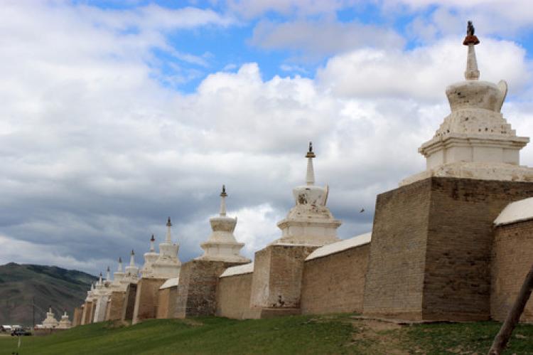 Moğolistan’da 5 asırlık tarihi Budist manastırı