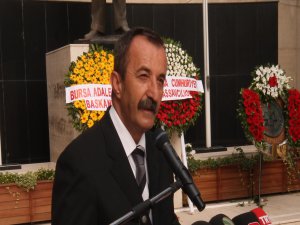 'Adli yıl açılışı sadece adalet sarayında yapılabilir'