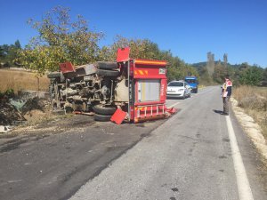 Bursa'da itfaiye aracı kaza yaptı: 1 yaralı