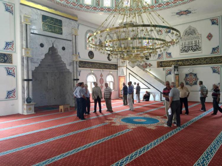 Edremit'te yapımı tamamlanan Hamidiye Camisi açıldı
