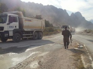 Antalya'da askere ateş açıldı