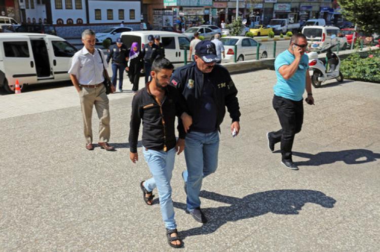 IŞİD operasyonu: 4 gözaltı