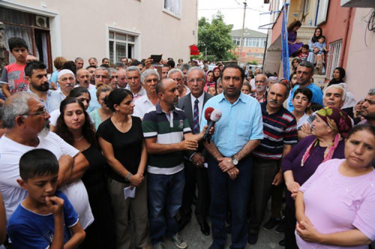 Kapıları işaretlenen Alevilere destek