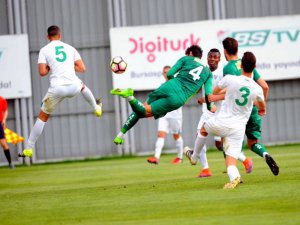 Bursaspor gençlere patladı