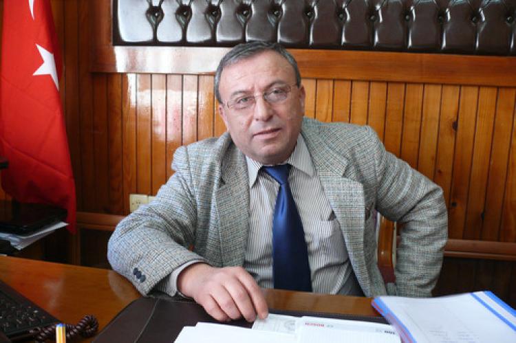 Oktay: Hükümet, dışarıdan gelen cüzi yardımlarla çiftçiyi oyalamaktadır