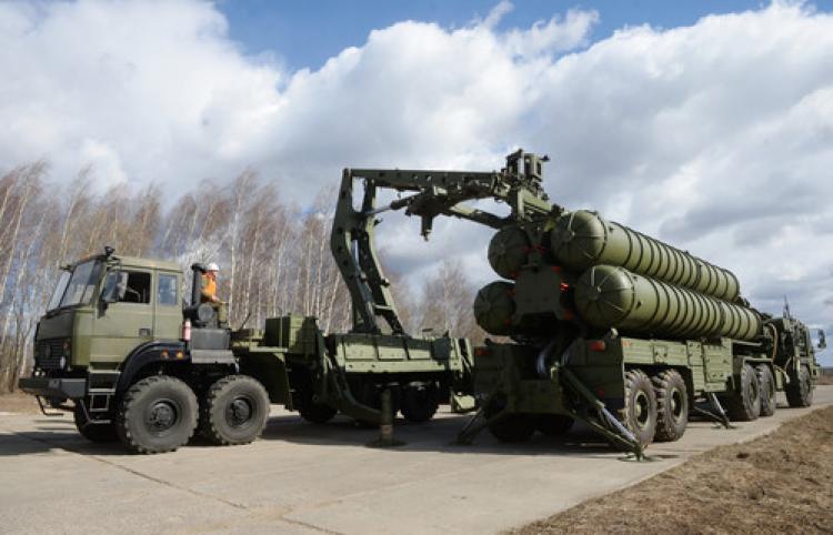 Rusya’ya yeni S-300 siparişi veriyor