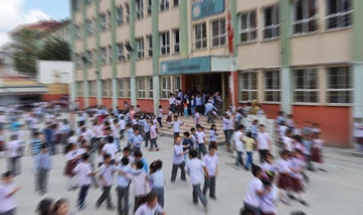 Ver parayı seç öğretmeni!