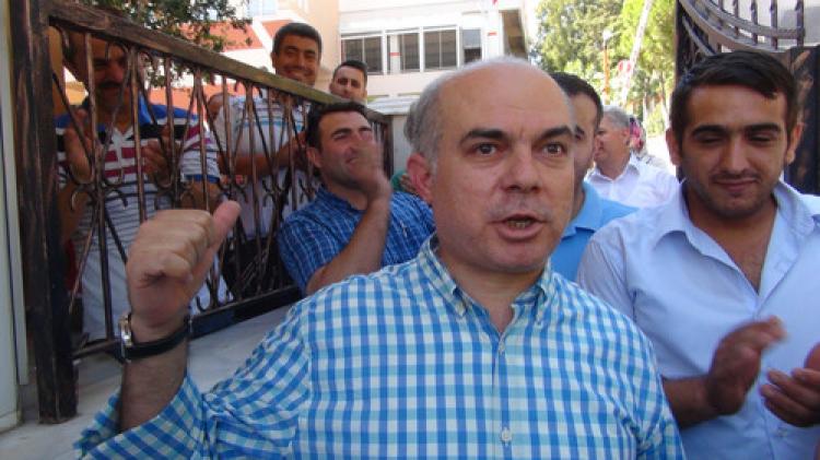 " Silah, bomba yerine kalem ve tahta buldular"