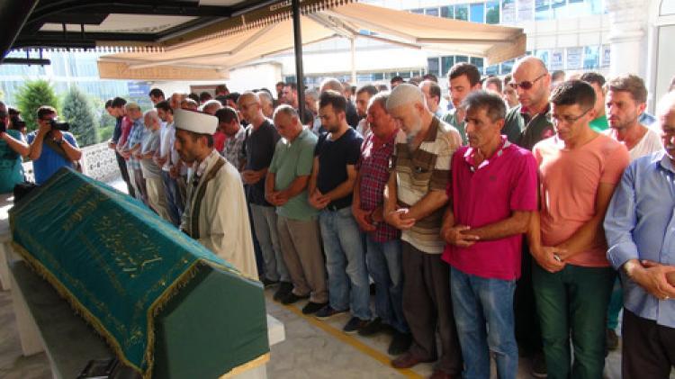 Emniyet müdürünün vurduğu genç toprağa verildi