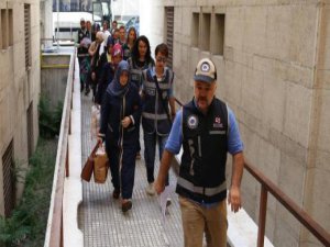 Bursa'daki 'FETÖ ablaları' tutuklandı
