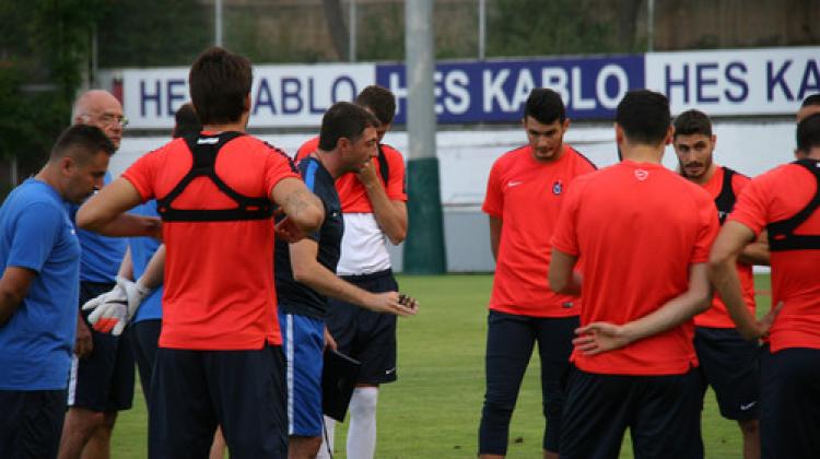 Trabzonspor, Beşiktaş maçına hazırlanıyor