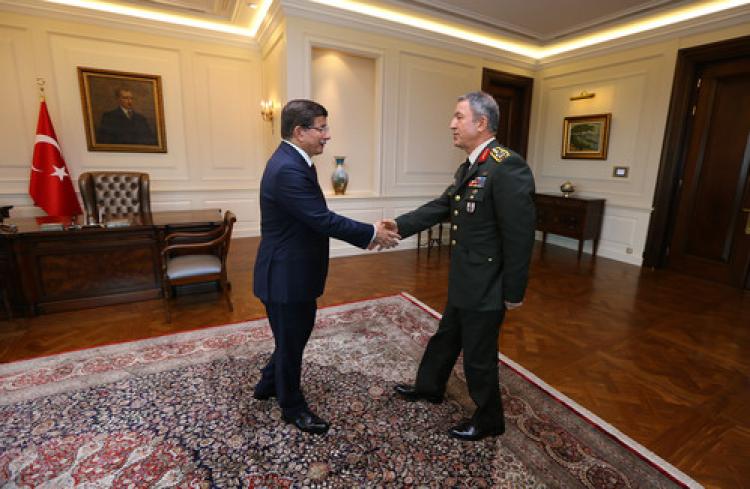 Davutoğlu, Akar’ı kabul etti