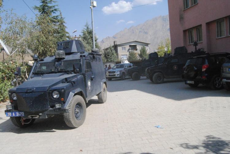 Hakkari Belediye  başkanları tutuklandı