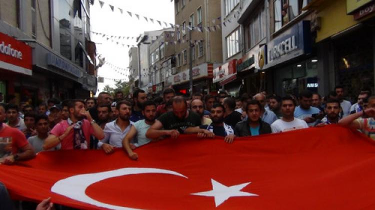 Gebzespor taraftarları terörü protesto etti