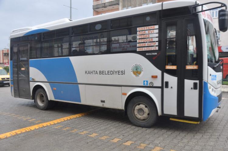 Kâhta’da toplu taşıma ücreti 25 kuruş zamlandı