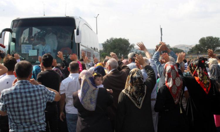 Hacı adayları kutsal topraklara uğurlandı
