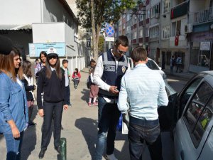 Bursa'daki okul önlerinde alarm!