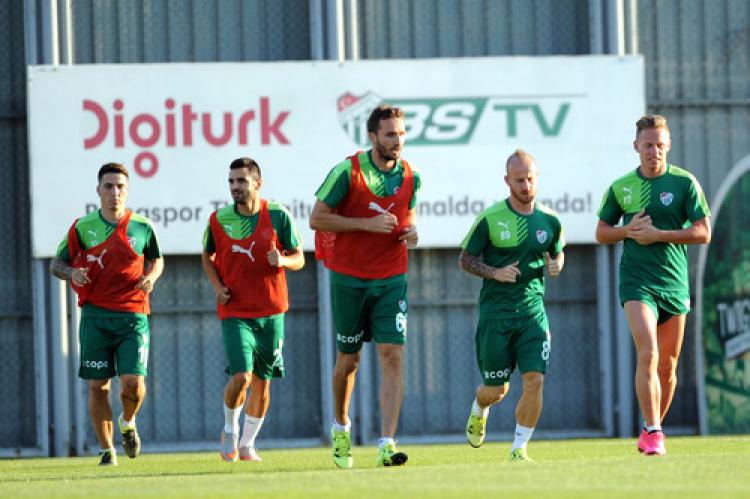 Bursaspor 12 yabancı  transfer etti