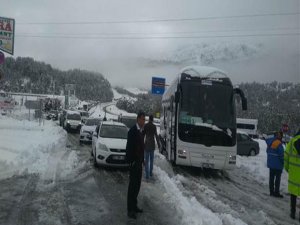 Kar nedeniyle o yollar kapandı