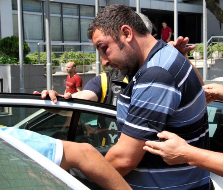 Patronunun  oğlunu öldürdü