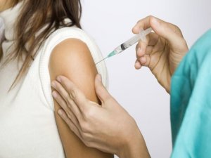 Grip Aşısı Kalp Krizi Riskini Azaltıyor!