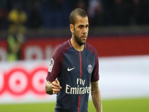 PSG'li Alves'e 3 maç ceza!