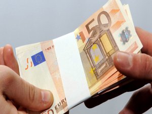 Euro tarihi rekorunu kırdı!