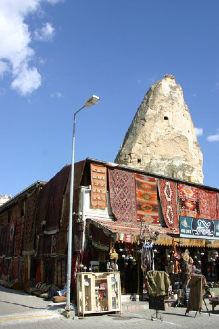 Kapadokya'da el dokuma halılar turistlerin gözdesi oldu