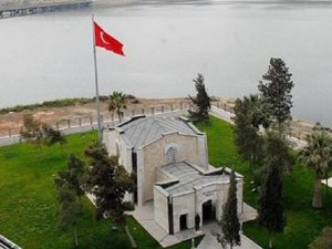 Süleyman Şah türbesi eski yerine taşınıyor