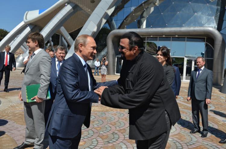 Putin, Seagal ile ringe çıkma teklifini kabul etmedi