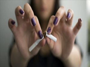 Sigara içenlerde felç riski 2,5 kat fazla!