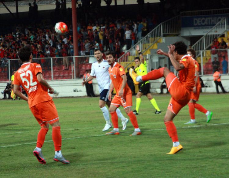 Mersin İdmanyurdu, Adanaspor ile 4-4 berabere kaldı