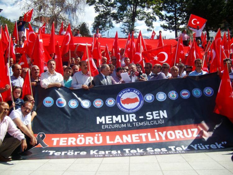 Erzurum’da yaşanan terör olaylarına tepki gösterildi