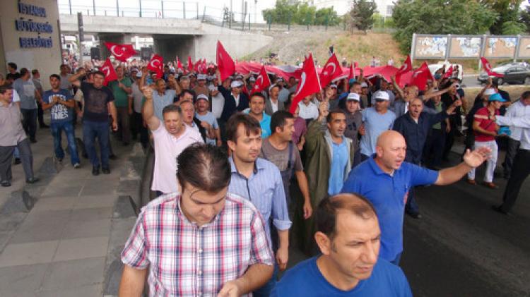 Türk Harb-İş Sendikası işçileri terörü lanetledi