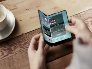 Katlanabilir Samsung Galaxy X piyasaya çıkıyor!