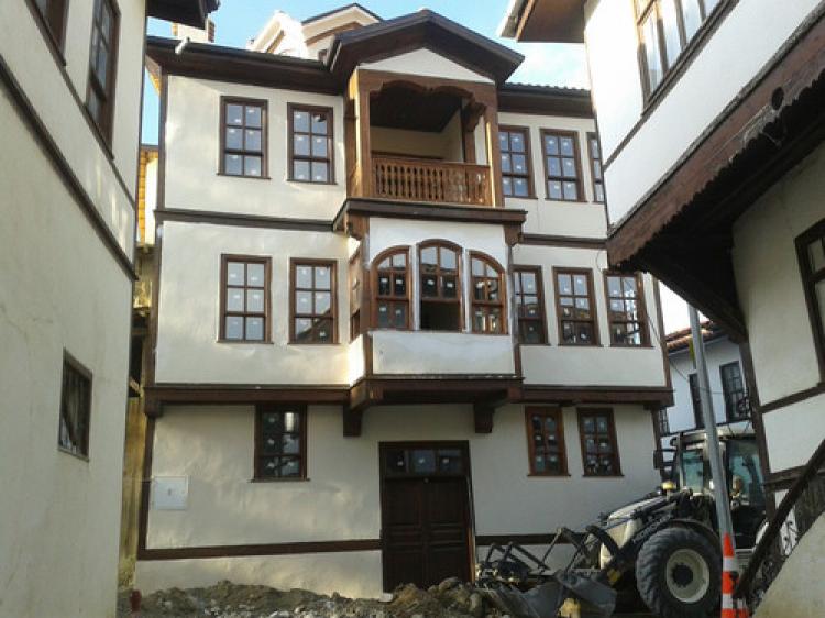 Taraklı'nın sembolü Fenerli Konak'ın restorasyonu tamamlandı