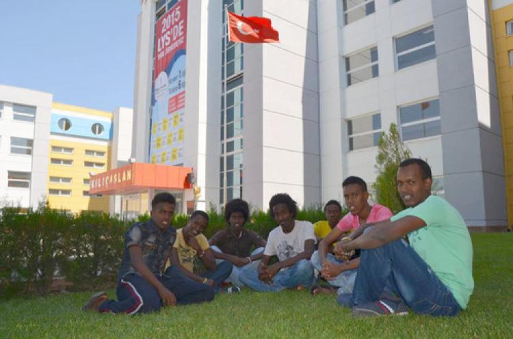 Kılıçaslan’da eğitim alan 13 Afrikalı öğrenci üniversiteli oldu