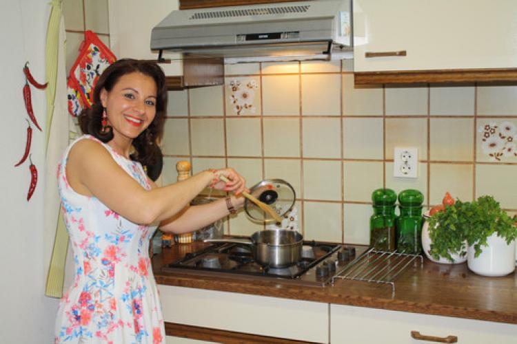 Belçika'da Müslüman yarışmacıya alkol ikramı