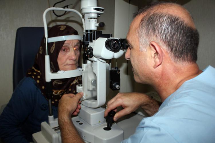 Retina yırtılması, şeker ve miyop hastalarının korkulu rüyası